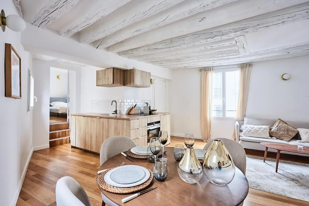 Apartment Saint Germain Des Pres By Studio Prestige contacts