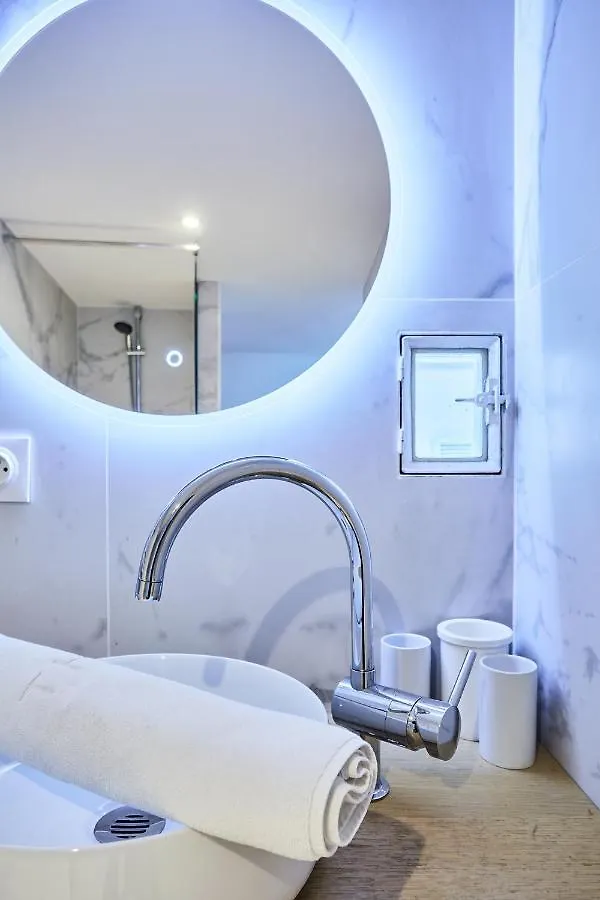 Apartment Saint Germain Des Pres By Studio Prestige Paris France
